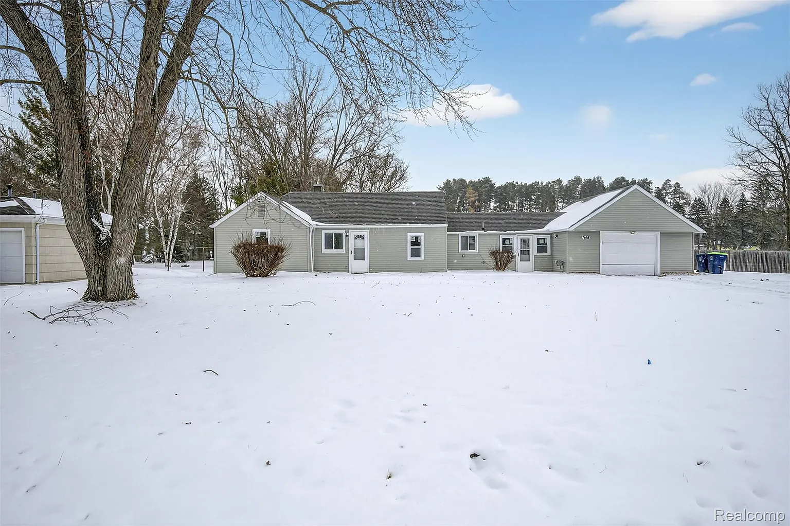 7148 McCliggott Rd photo 1