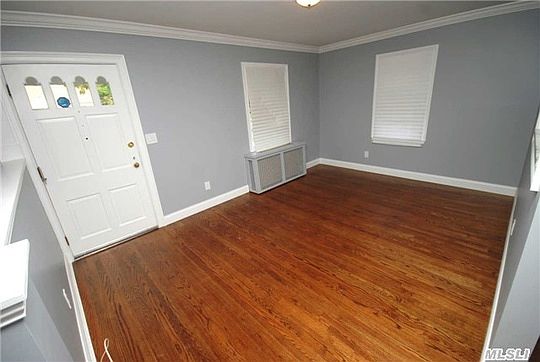 5th image of 26 Leyden St