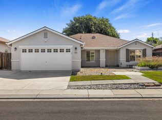1904 Saint Peters St, Modesto, CA 95355