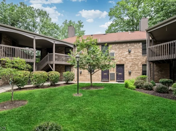 181 Long Hill Rd BLDG 8-3 #3, Little Falls Twp., NJ 07424