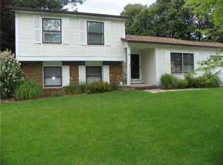 10 Lemon Ln, Rochester, NY 14606