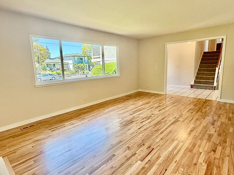 1123 Lillick Dr — Photo 4