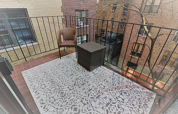 Rented by City Stop Realty | media 5