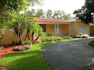 1522 Cantoria Ave, Coral Gables, FL 33146