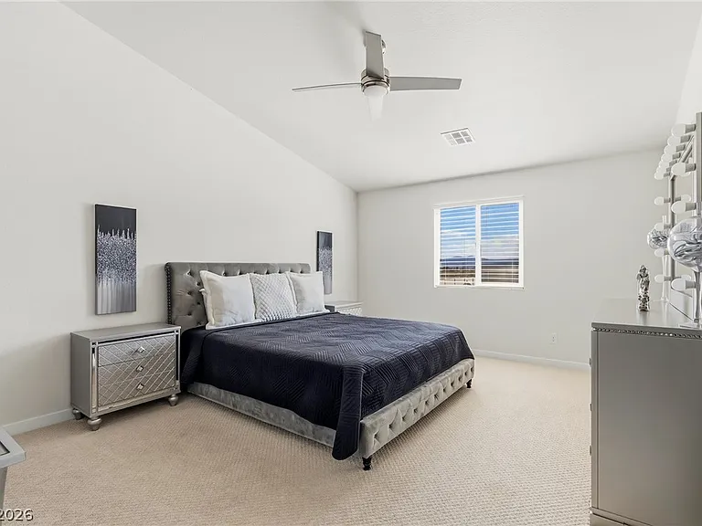 5600 Genoa Ave — Photo 15