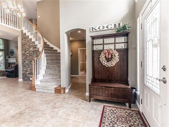 5th image of 2901 Moss Creek Ct