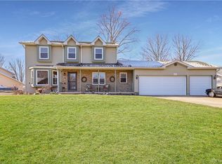 1729 Lesourd Rd, Dayton, OH 45432