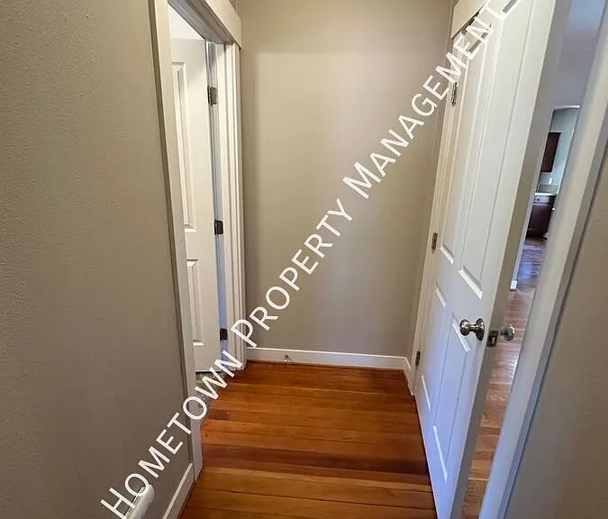 6231 Martin Way E — Photo 11