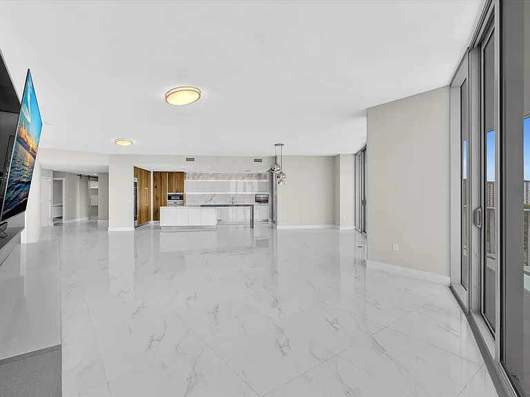 701 N Fort Lauderdale Beach Blvd #802 — Photo 34