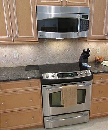 5th image of 506 Foxtail Ct #506