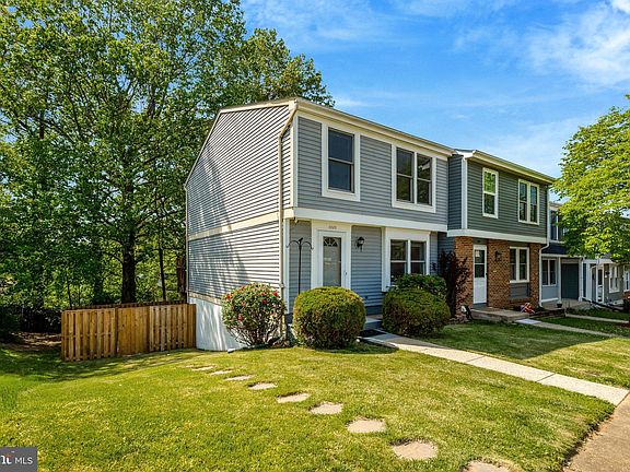 2nd image of 3525 Belfry Ln