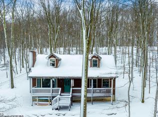 348 Primrose Ln, Terra Alta, WV