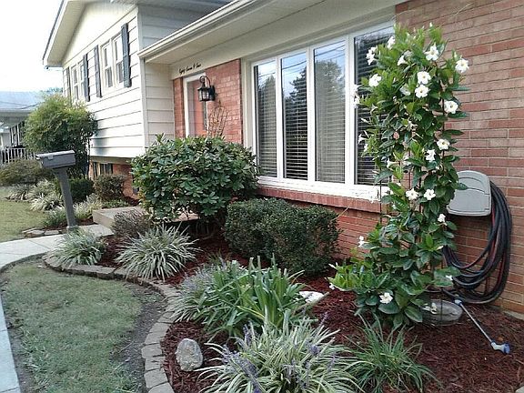 3rd image of 8704 Cottingham Way