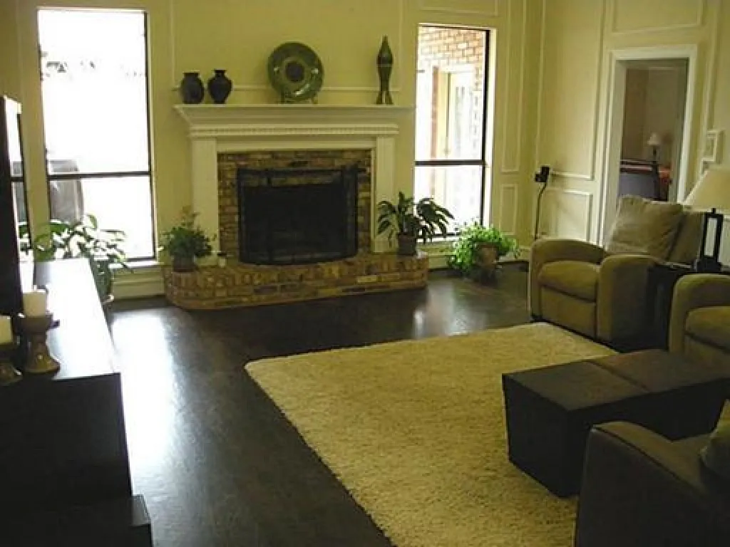 4 bed, 2395 sqft, $3,199 — Photo 3