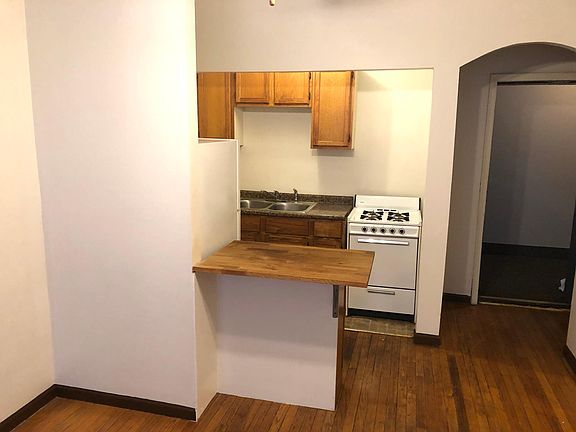 2nd image of 5412 W Ferdinand St APT 15