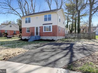 609 McHenry Rd, Pikesville, MD 21208