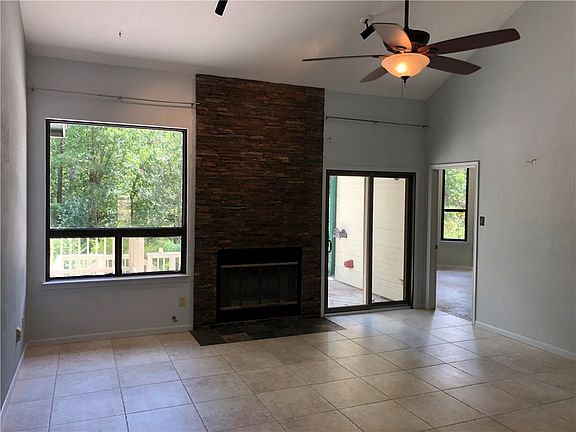 4th image of 111 Papaloa Ln