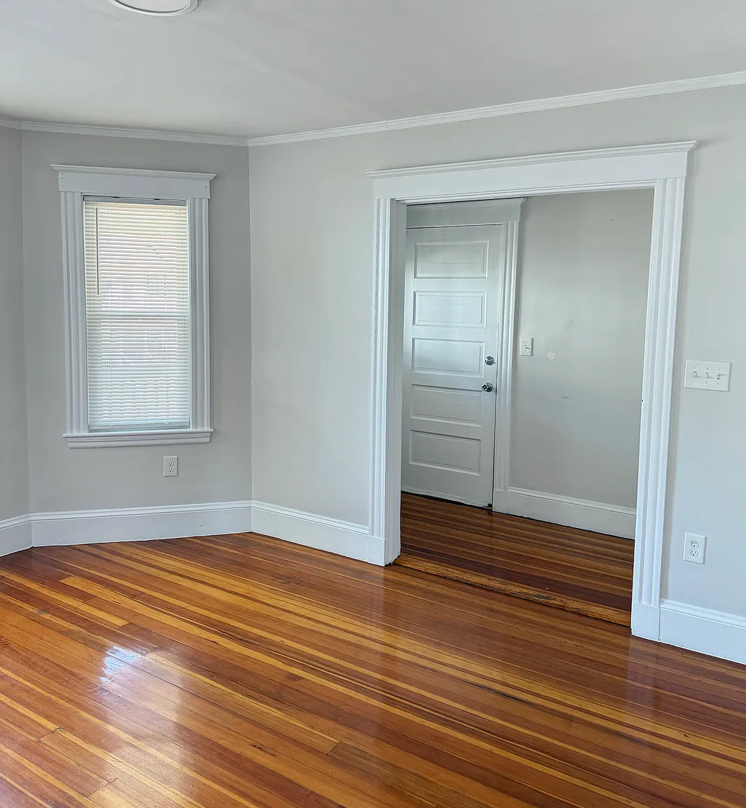 2 bed, 1100 sqft, $2,800 — Photo 2