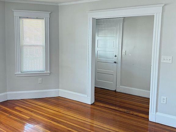 Entrance/Living room