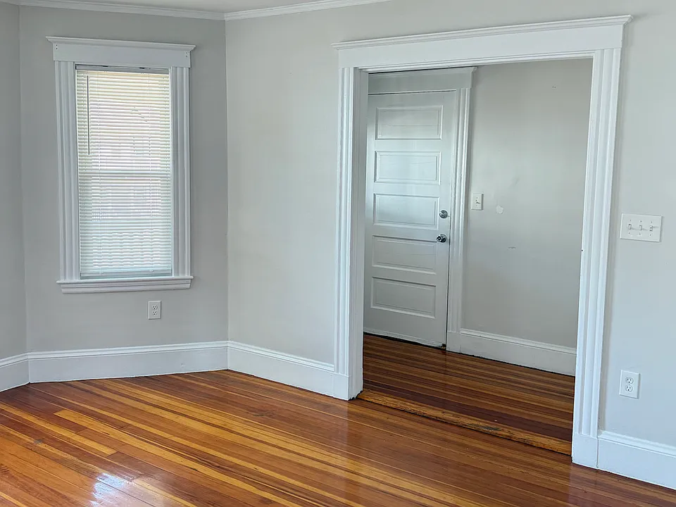 Entrance/Living room