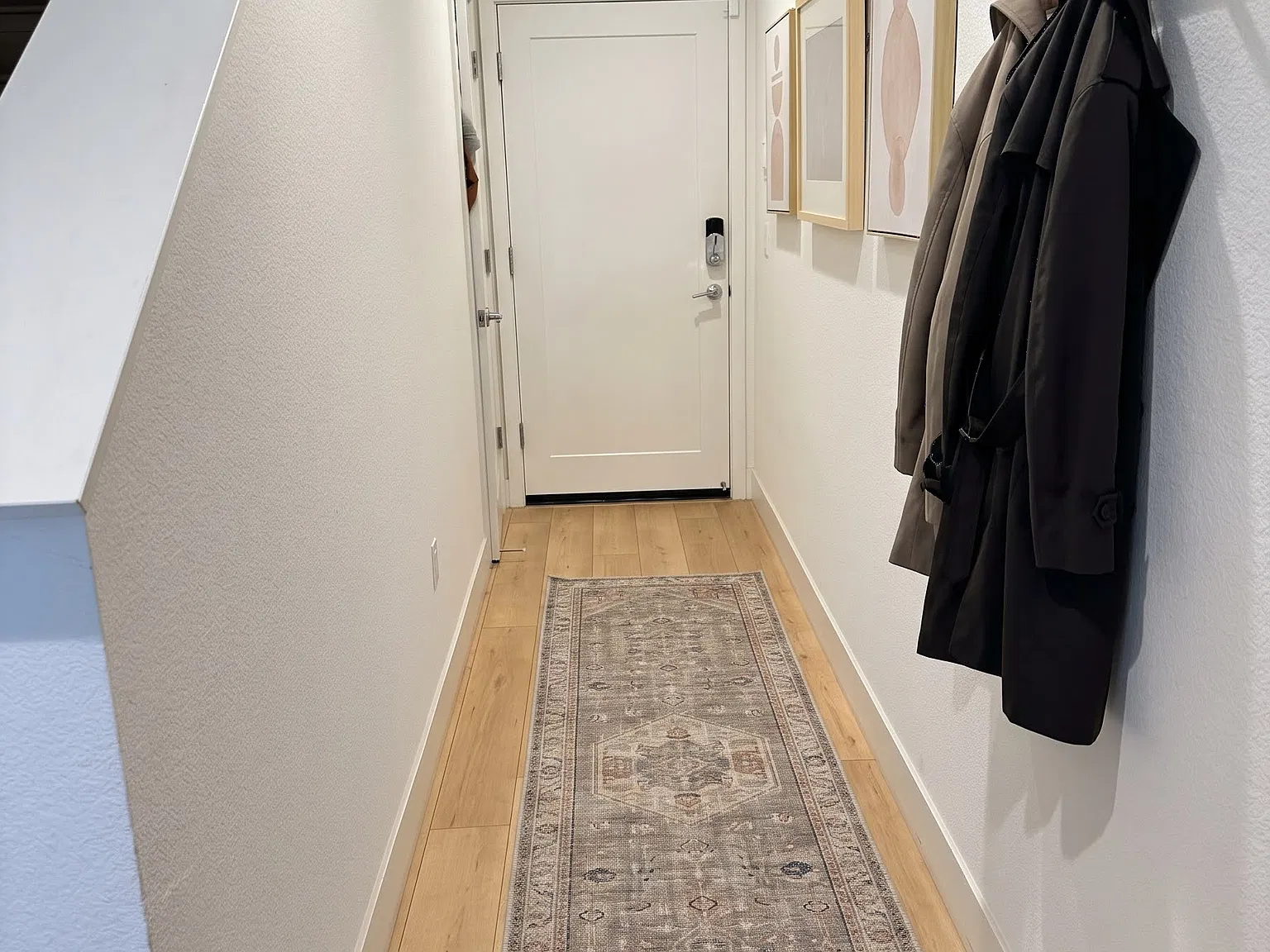 3 bed, 2.5 bath, 1736 sqft, $6,000 — Photo 3