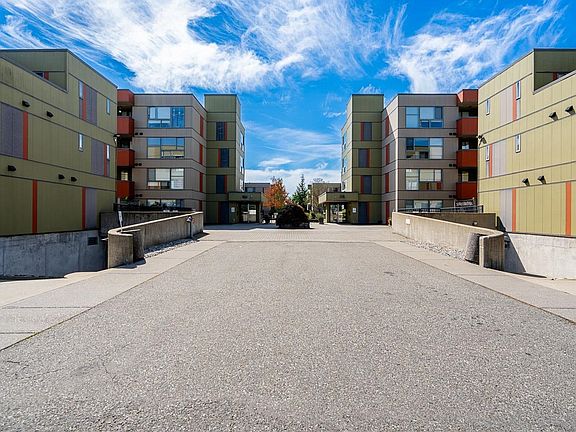 2nd image of 12075 228th St #208