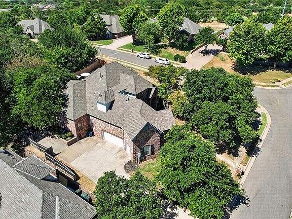 5th image of 2280 Bay Hill Pl