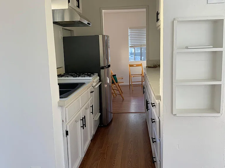 1209 E Doidge Ct — Photo 8