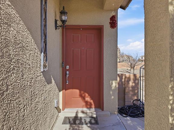 5th image of 232 Loma Linda Loop NE
