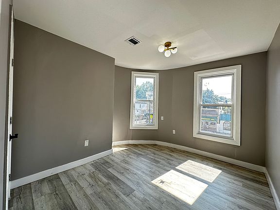 4th image of 2709 John F Kennedy Blvd #29E