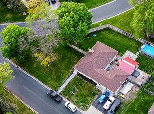 5300 Twin Lake Blvd E, Brooklyn Center, MN 55429