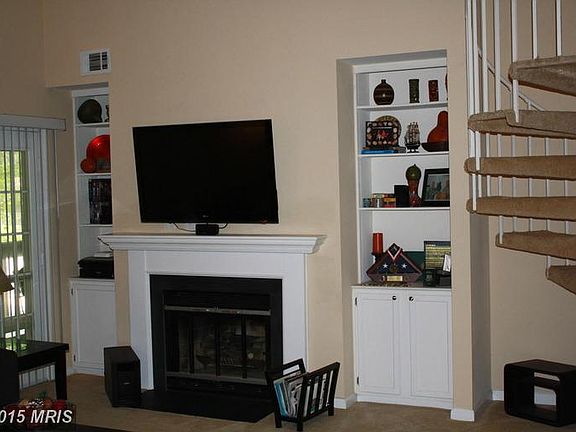 4th image of 20540 Shadyside Way #A