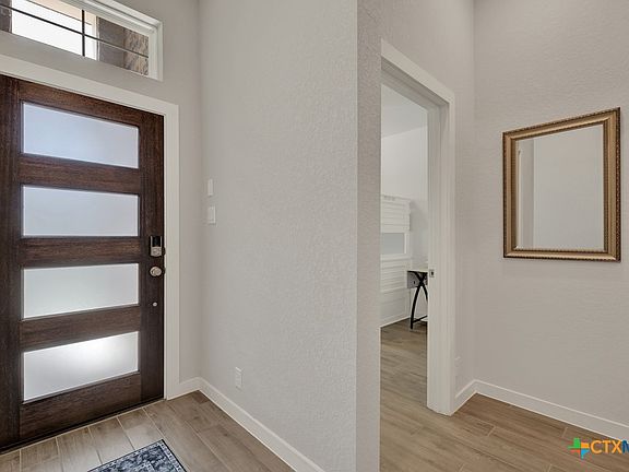 5th image of 1022 Kocher Dr