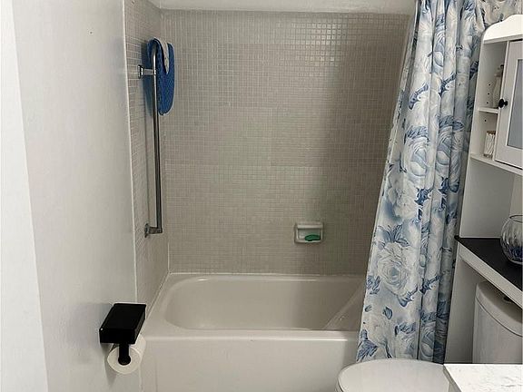 5th image of 8240 SW 24th Street #114
