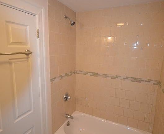 3rd image of 29 Dighton St #1CC