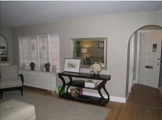 401 Jefferson Dr, Pittsburgh, PA 15228