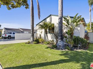 5441 W 138th Pl, Hawthorne, CA 90250