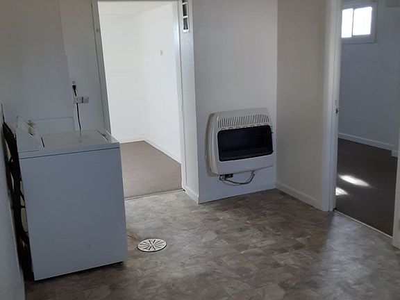 5th image of 325 W Overland Dr