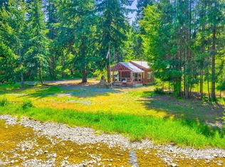 561 Sun Island Drive, Easton, WA 98925