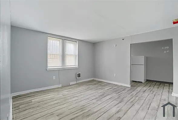1806 W Champlost St #304 — Photo 24