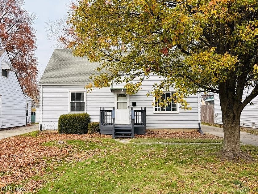 1st image of 25751 Briardale Ave