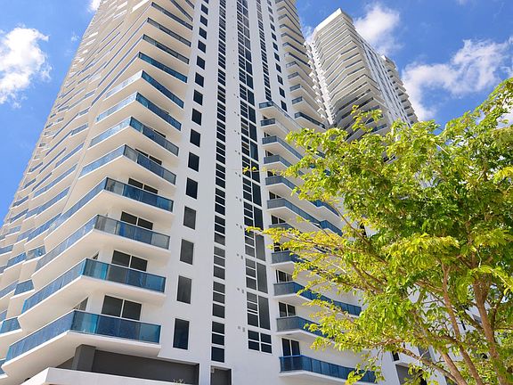 2nd image of 73 NE 14th St #401