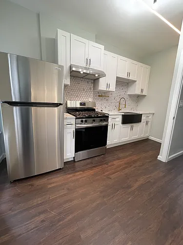 298 New York Ave #2 Photo 1