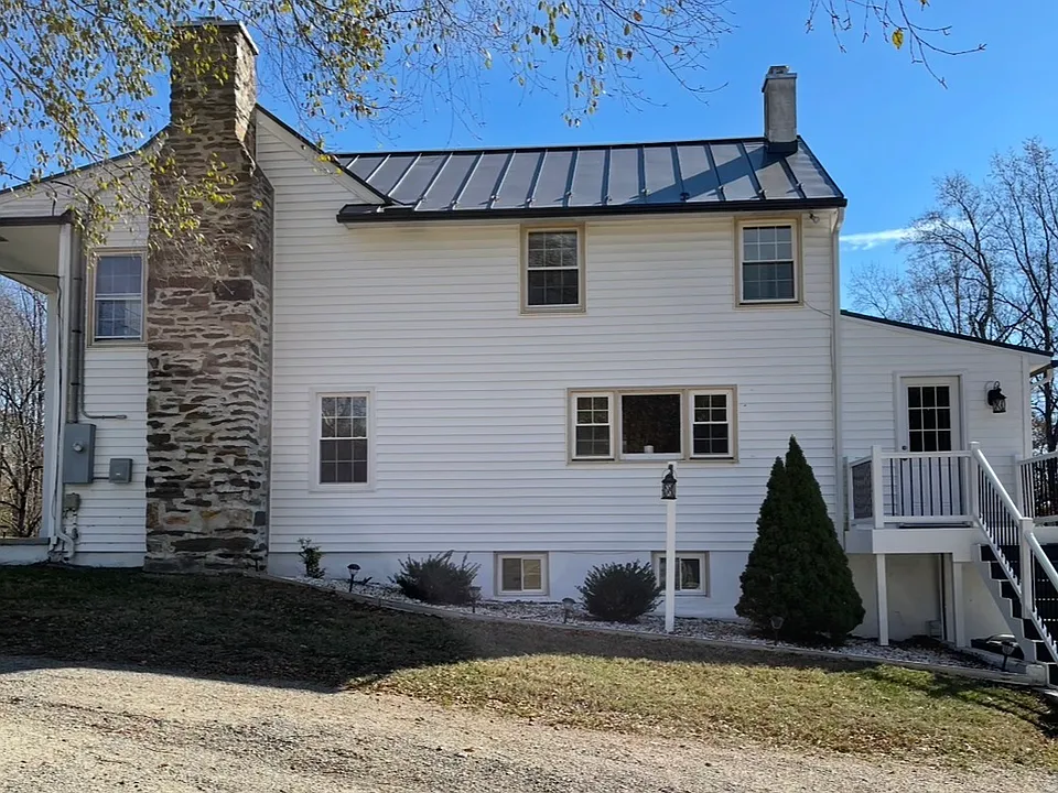 875 Millers Cottage Ln