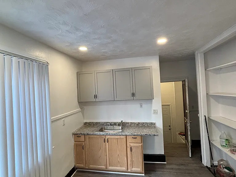 4353 Seebaldt St — Photo 8