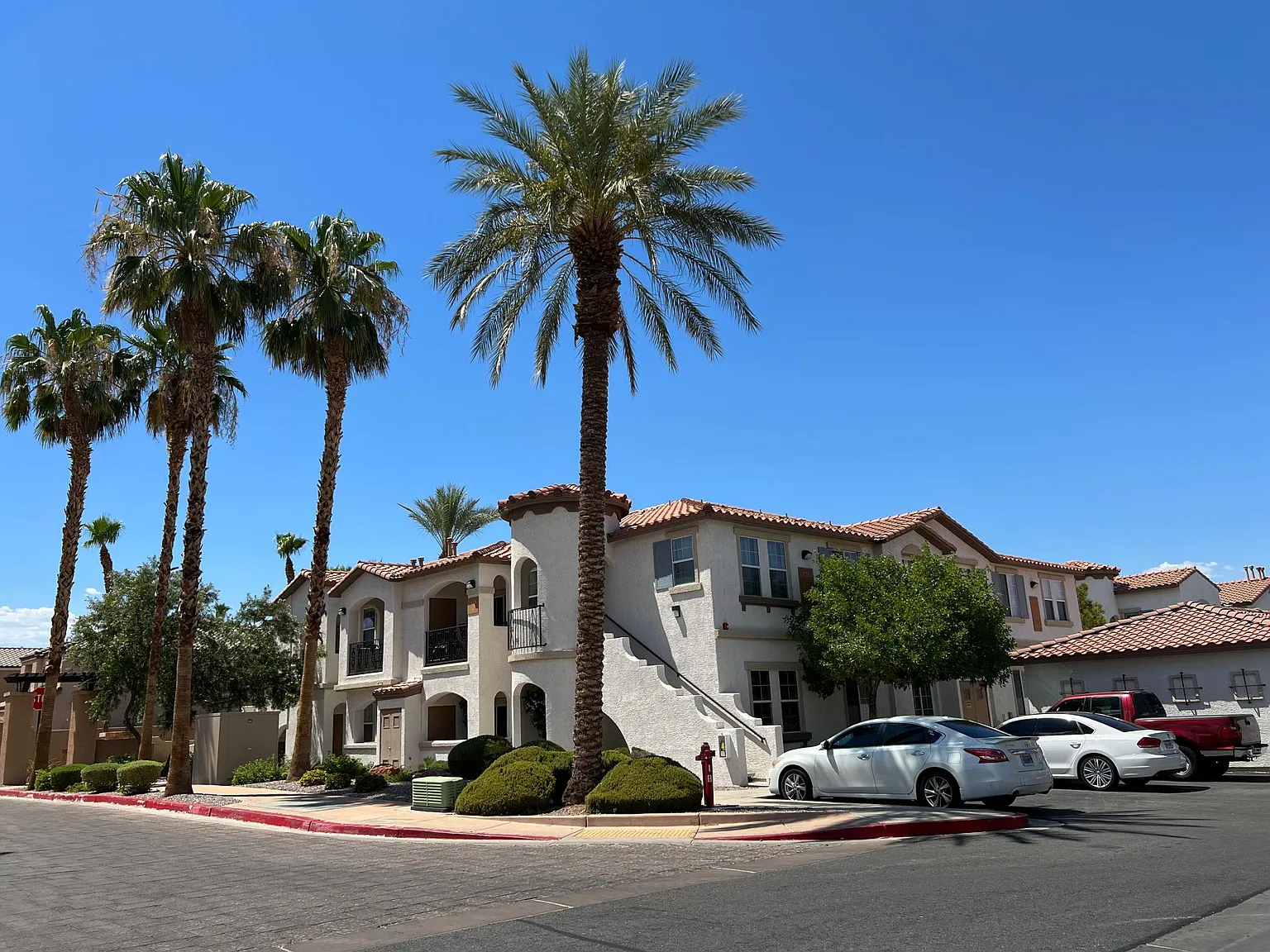 2 bed, 1268 sqft, $1,695 — Photo 3