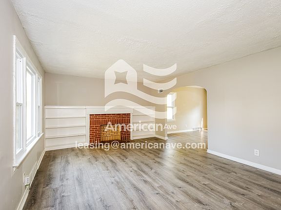 3-Living Room