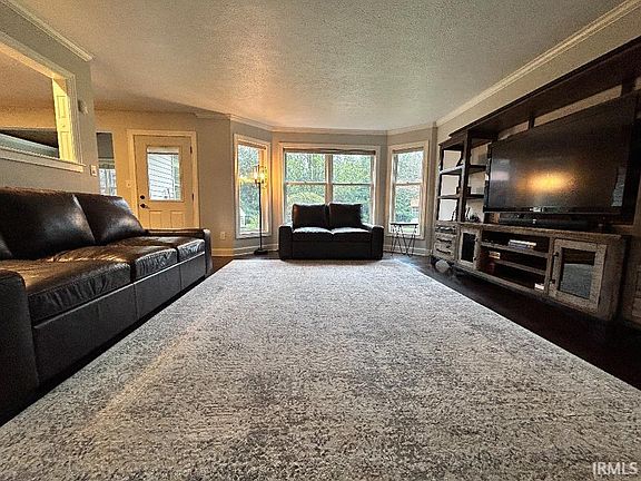 5th image of 22978 Basswood Ct