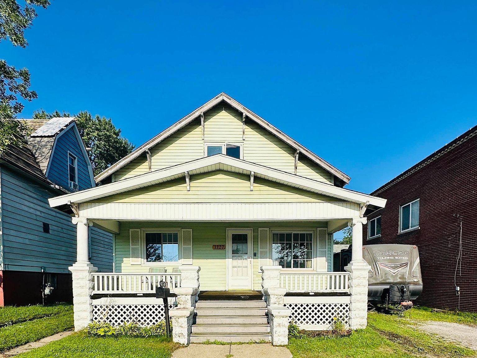 1127 10th Ave, Port Huron, MI 48060 MLS 50119097 Zillow