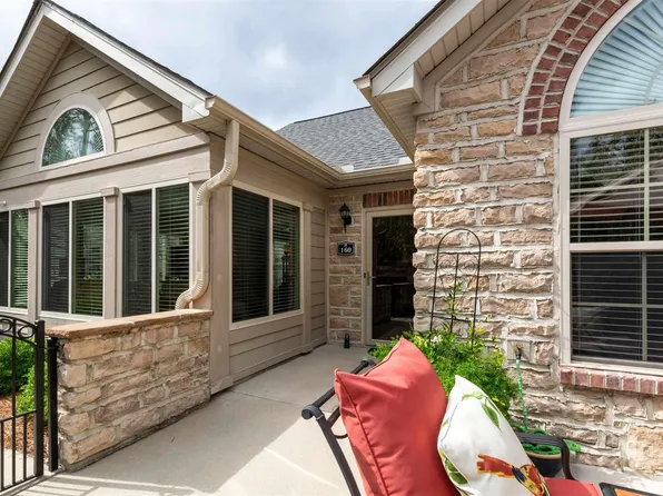 160 Peach Grove Cir, Elgin, SC 29045